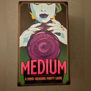 Medium Mind-Reading Party Game - Purple and Green